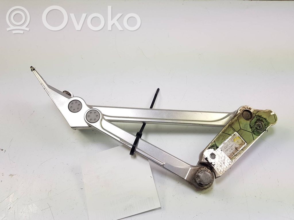 Tailgate/trunk/boot hinge   3D5827301R