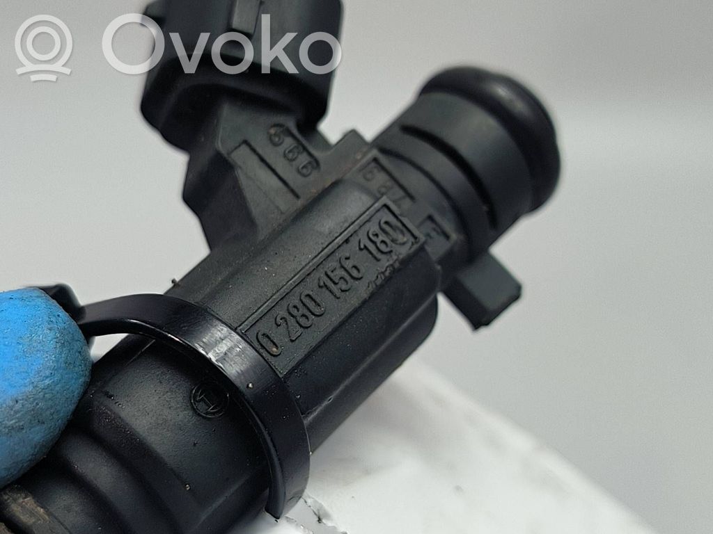 Fuel injector