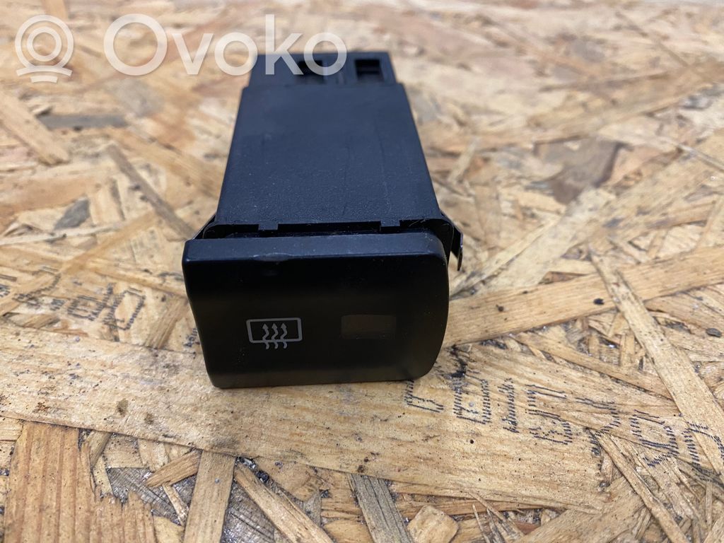 Audi A3 S3 8L Windscreen/window heater switch 