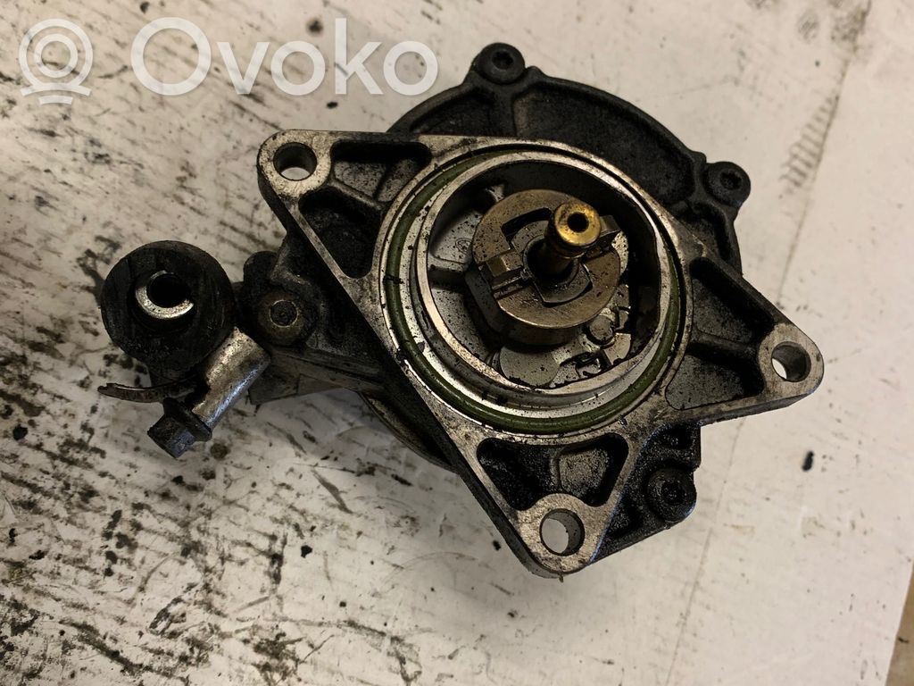 Audi A6 S6 C5 4B Siurblys vakuumo 