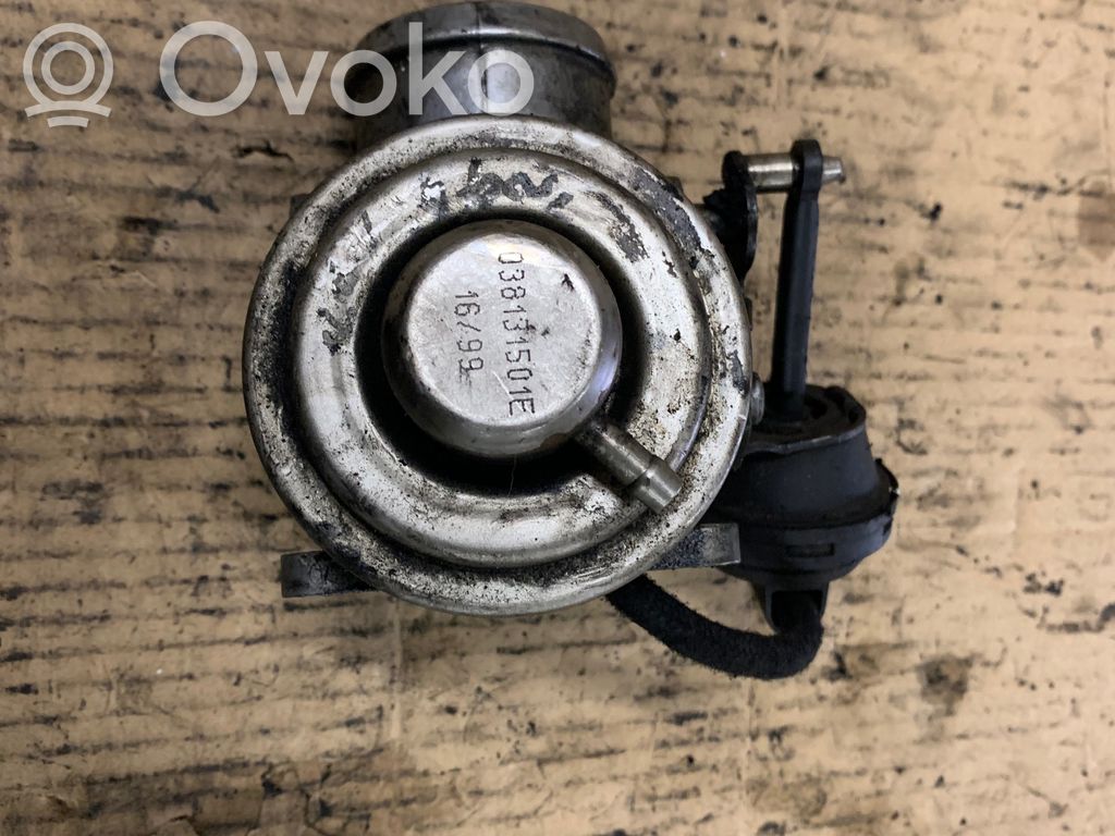 Volkswagen Golf V Válvula EGR 