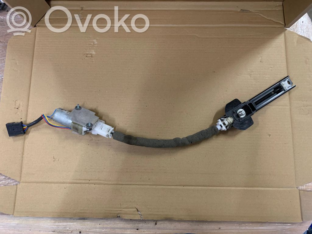 Audi A8 S8 D3 4E Turvavyön säätömoottori 