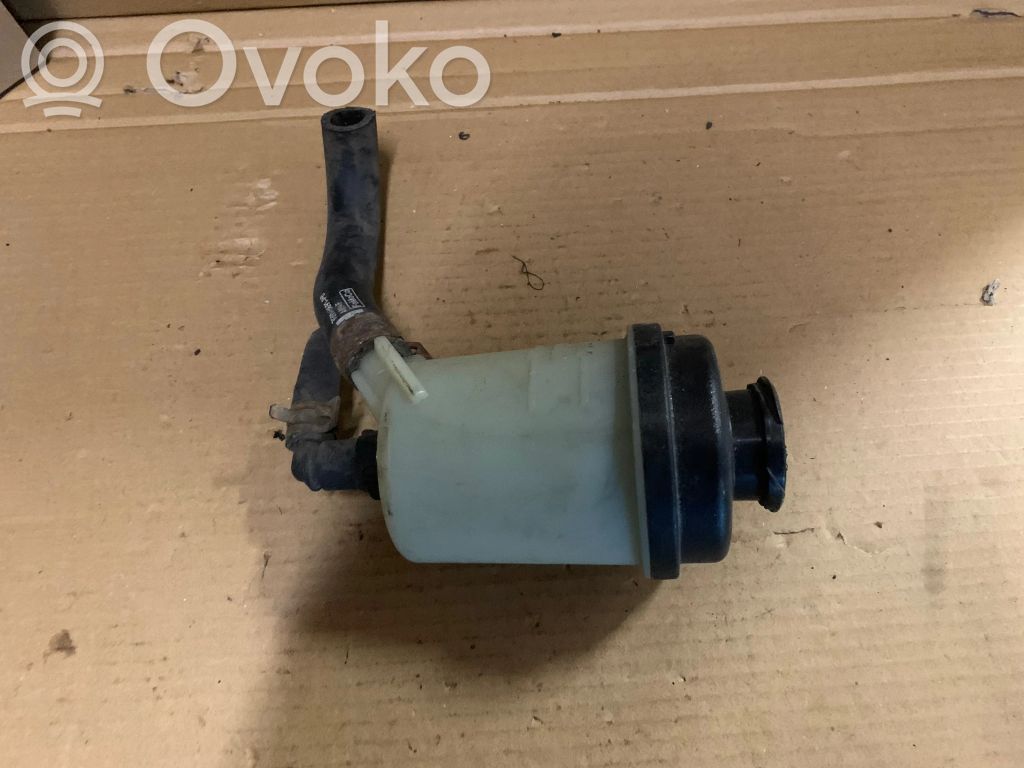 Ohjaustehostimen nestesäiliö   6G913R700DB