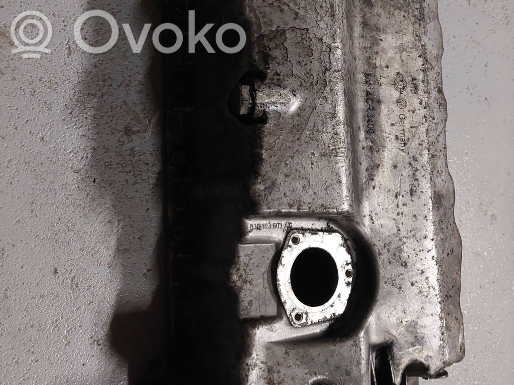 Volkswagen PASSAT B6 Miska olejowa 