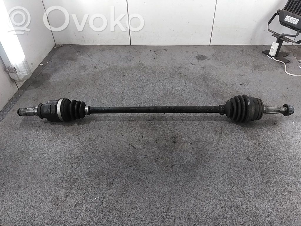 Etuvetoakseli   B000903580