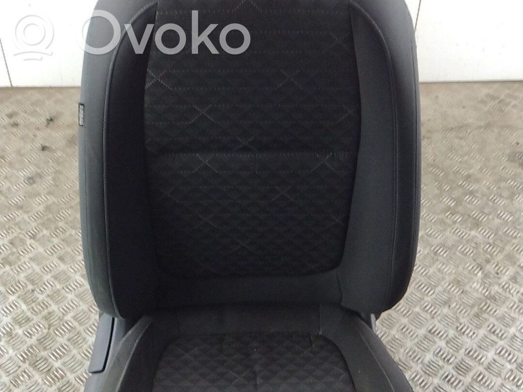 KIA Rio Asiento delantero del conductor 