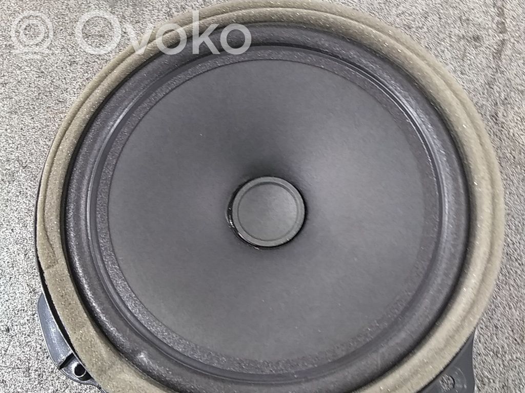 Jaguar XE Etuoven kaiutin 