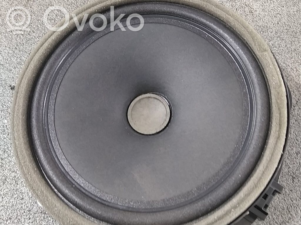 Jaguar XE Etuoven kaiutin 