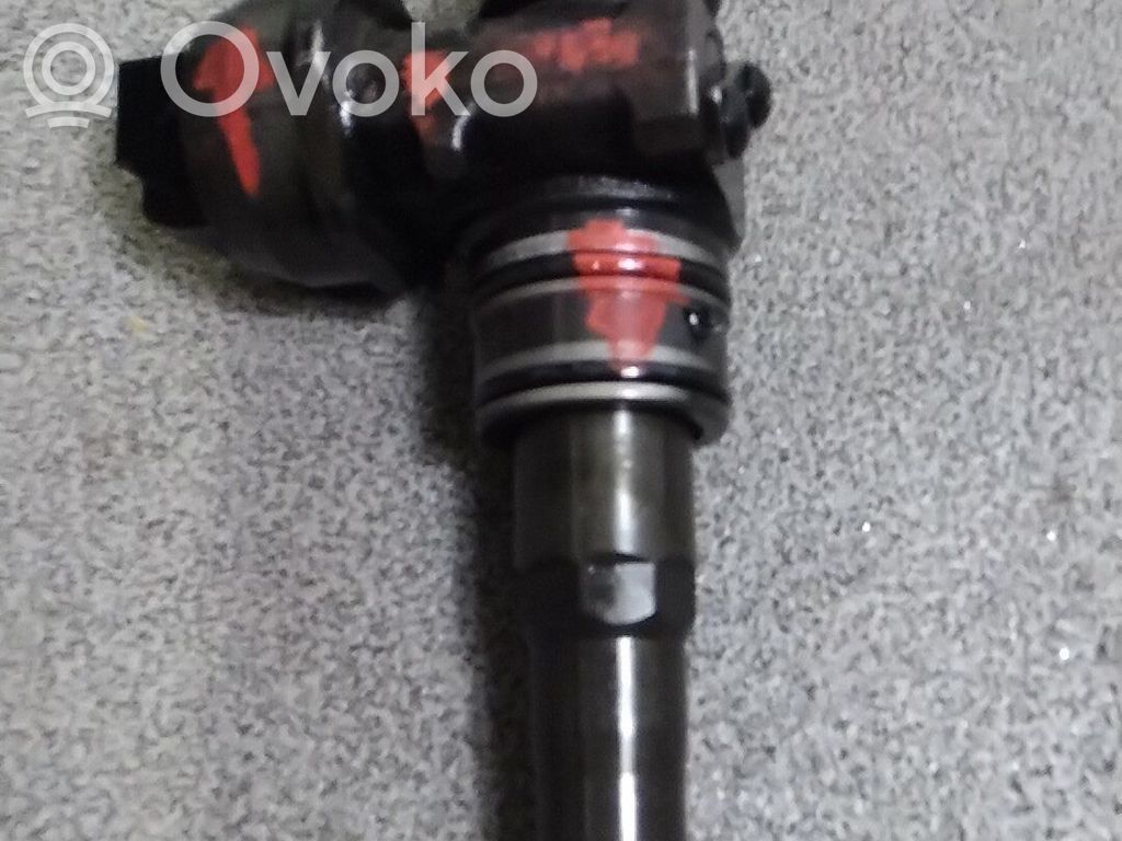 Inyector de combustible   038130073BP,038130080X