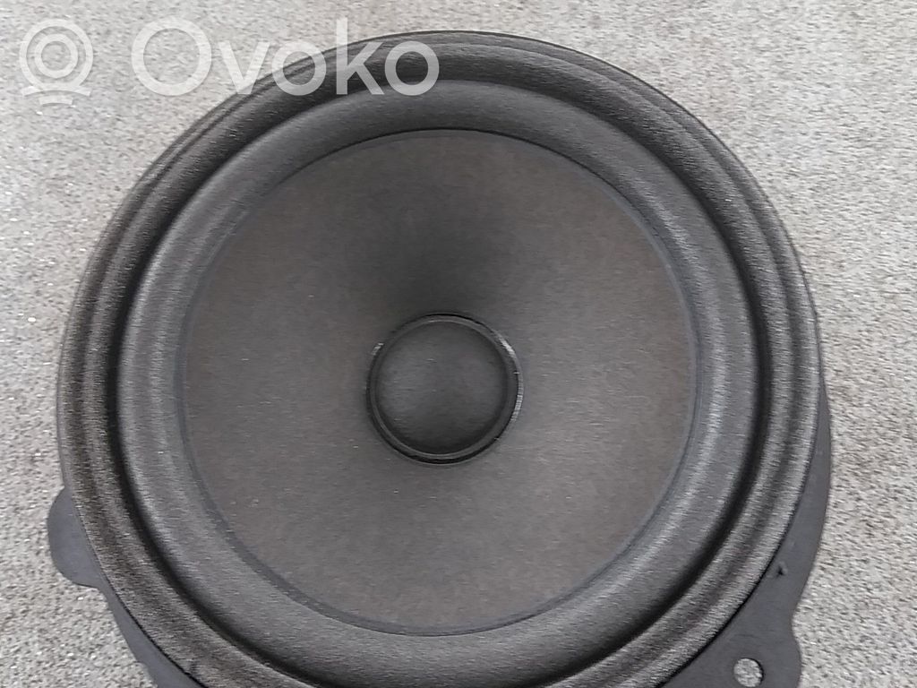 Seat Leon (5F) Garsiakalbis (-iai) priekinėse duryse 