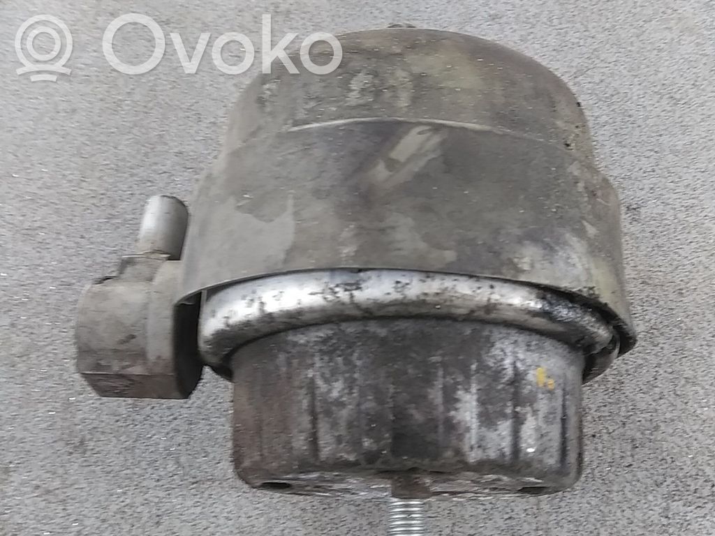 Audi A6 S6 C6 4F Engine mount bracket 