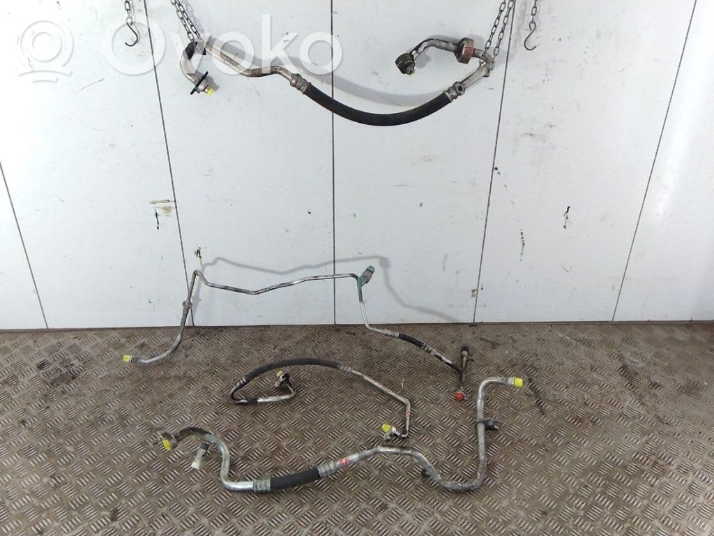 Ilmastointilaitteen putki (A/C)   4STK,1693615,1741661,1743659,1765400