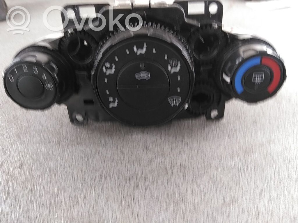 Panel klimatyzacji   8AG118549AE,1777063