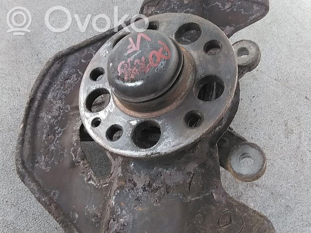 Mercedes-Benz B W245 Fuso a snodo con mozzo ruota anteriore