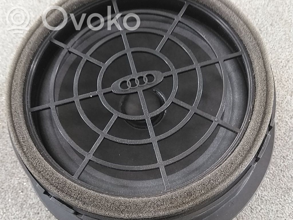 Audi Q5 SQ5 8R Etuoven kaiutin 