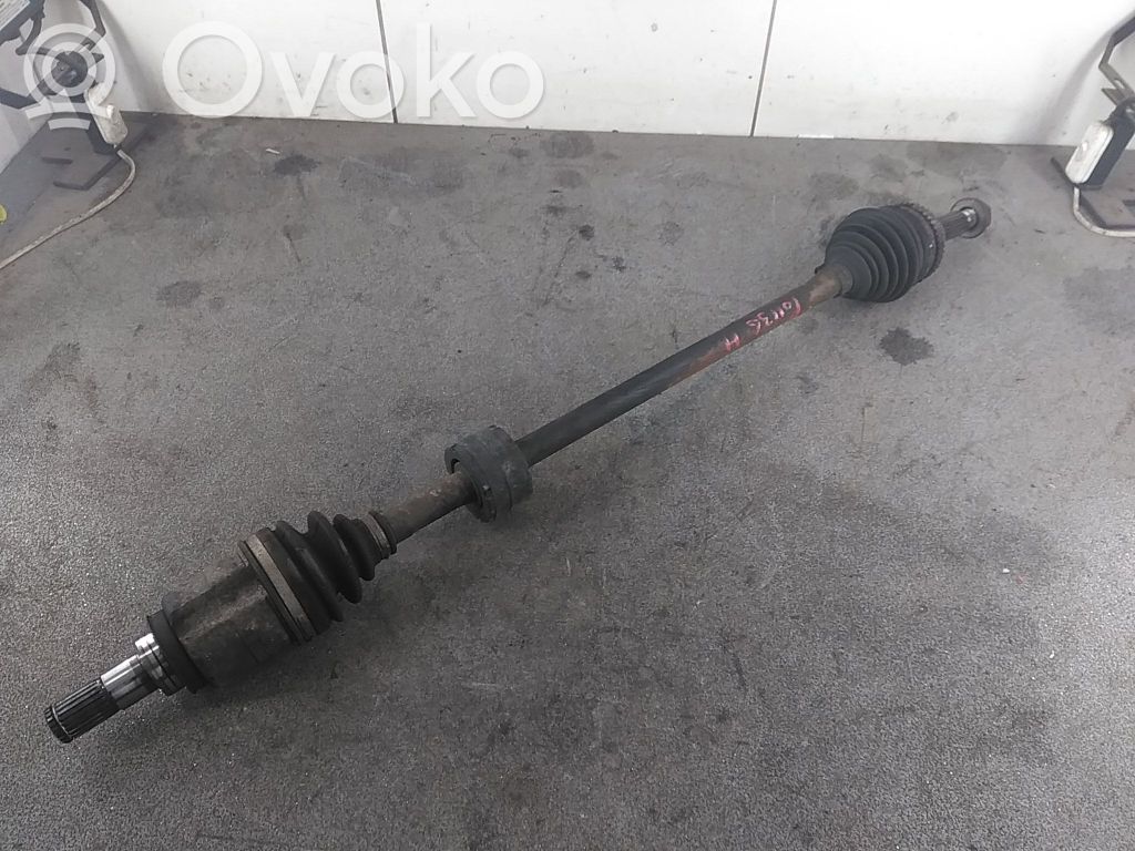 Suzuki Celerio Eje de transmisión delantero 