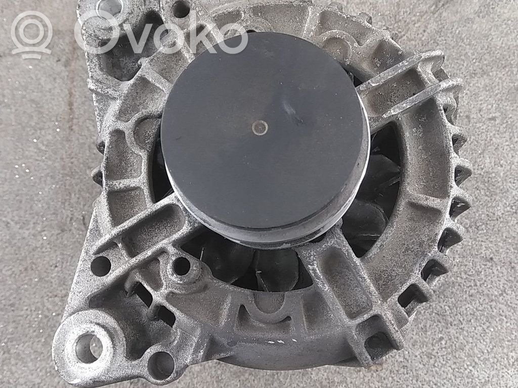 Volkswagen PASSAT B5.5 Ģenerators 