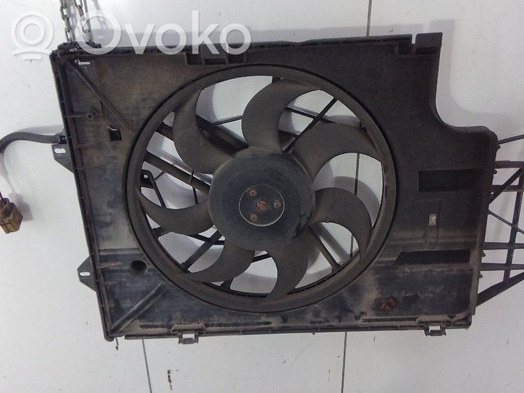 Volkswagen Transporter - Caravelle T5 Elektryczny wentylator chłodnicy 
