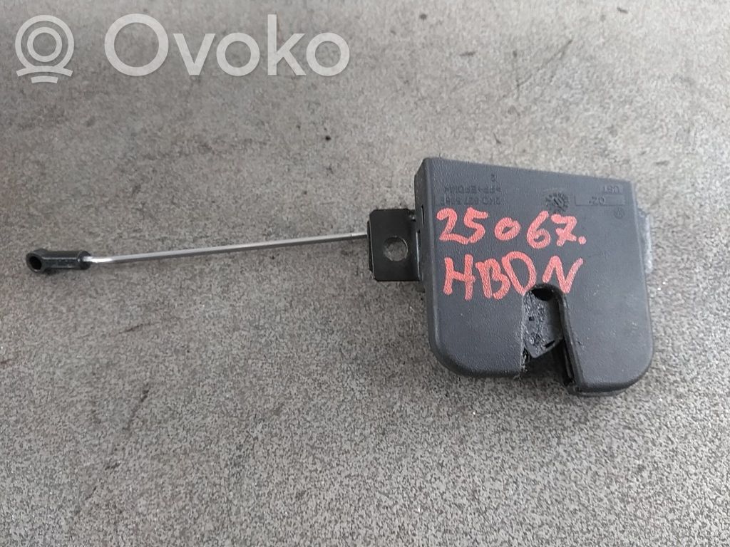 Volkswagen Caddy Loading door lock 