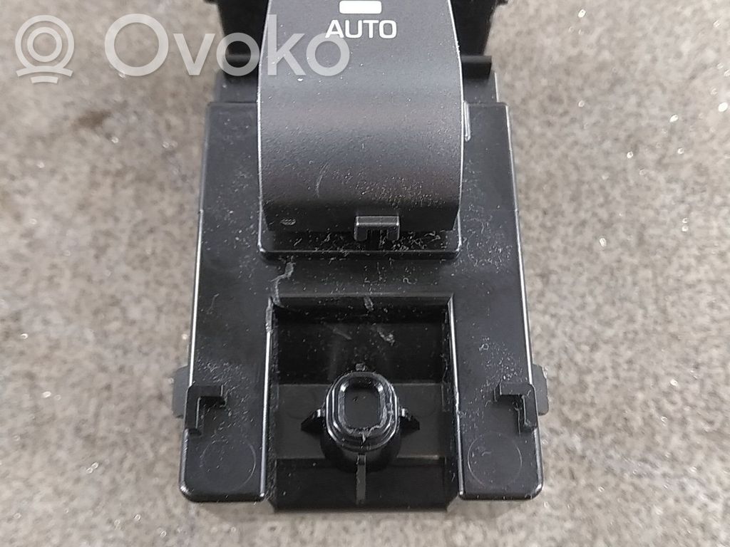 Hyundai Ioniq Electric window control switch 