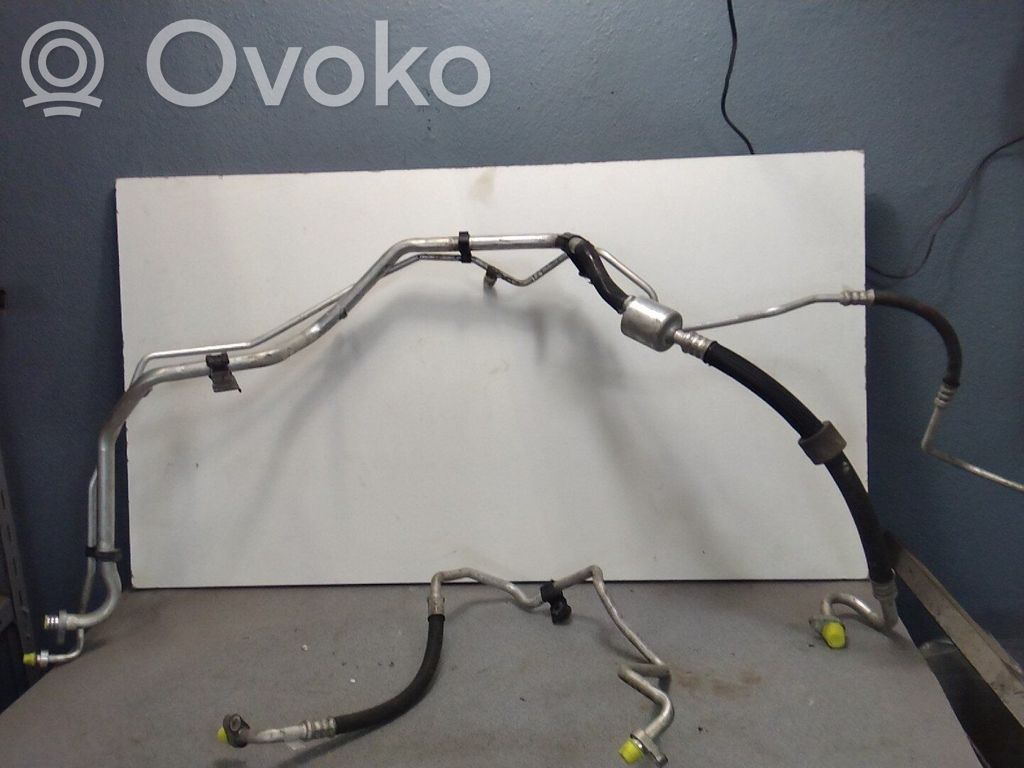 Citroen C4 Cactus Ilmastointilaitteen putki (A/C) 