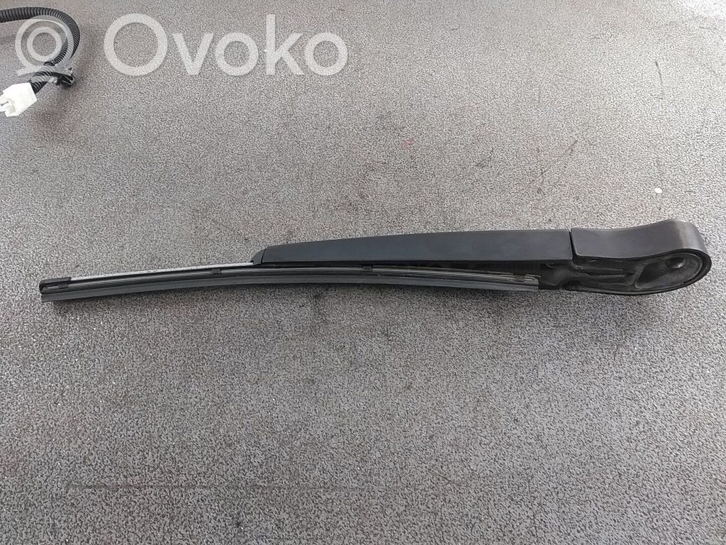 Brazo del limpiaparabrisas delantero   BAGKLAP,98811A2000