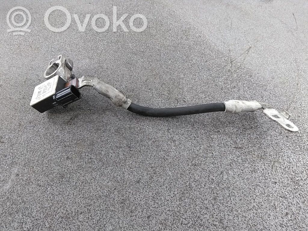 KIA Ceed Battery relay fuse 