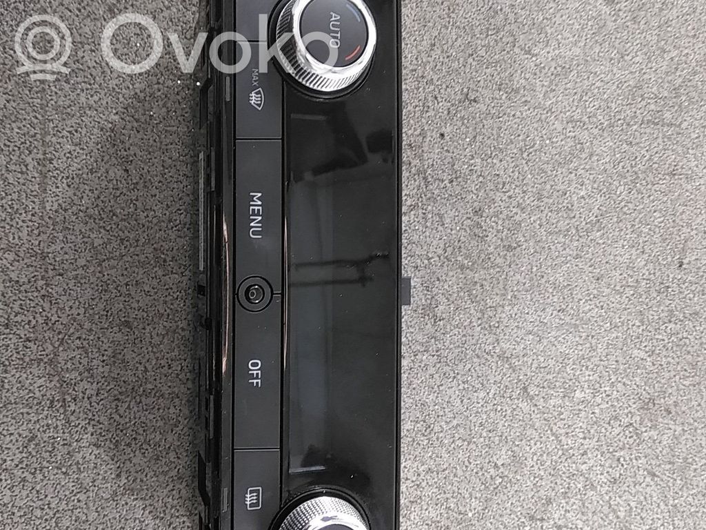 Skoda Kamiq Climate control unit 