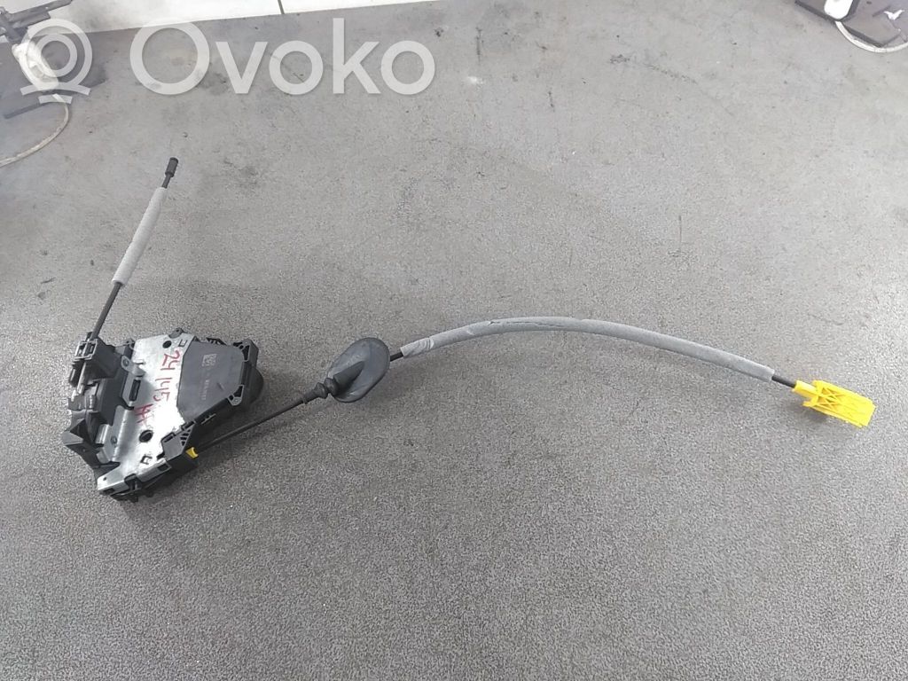 Renault Captur II Central locking motor 