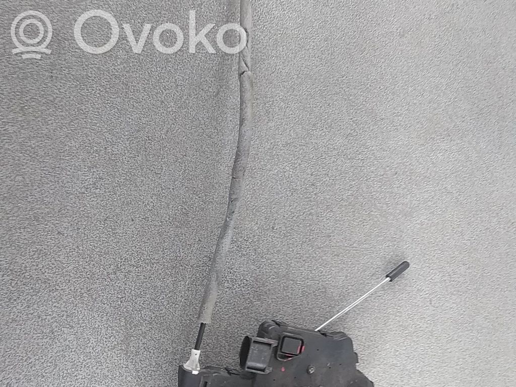 BMW 3 E46 Centrālās atslēgas motoriņš 