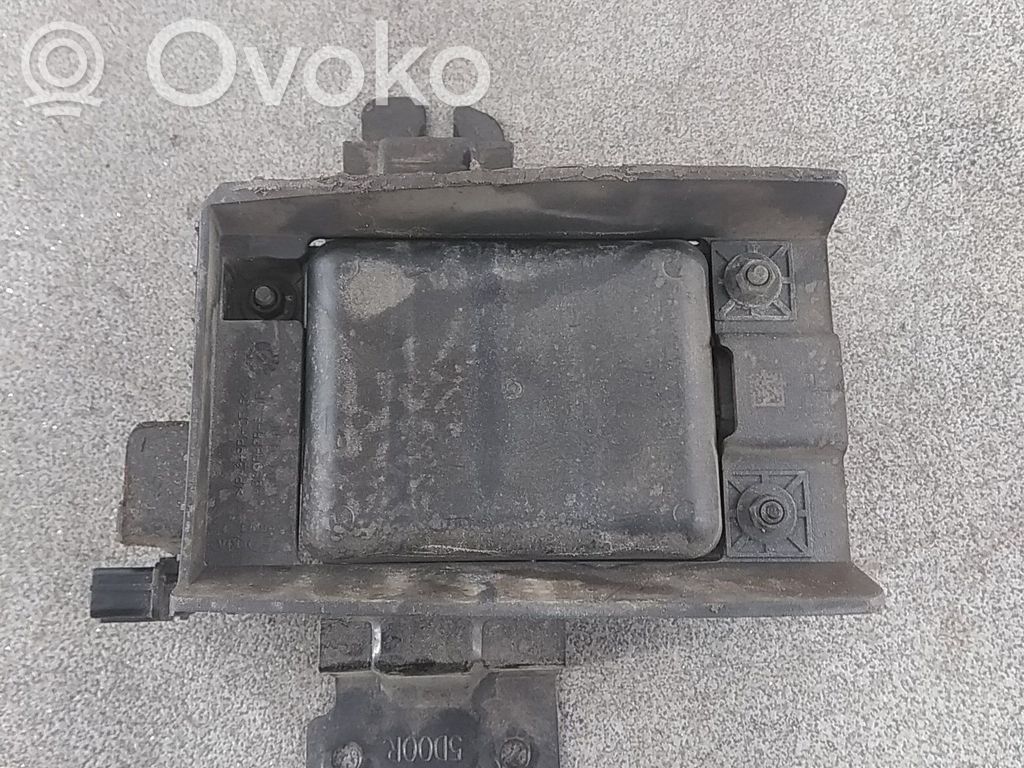 Hyundai i30 Radar / Czujnik Distronic 