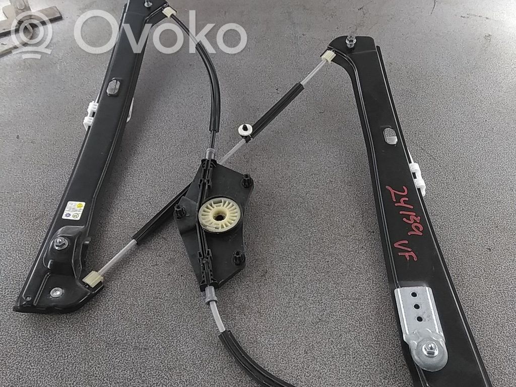 Skoda Scala Macara ușă față cu motor 