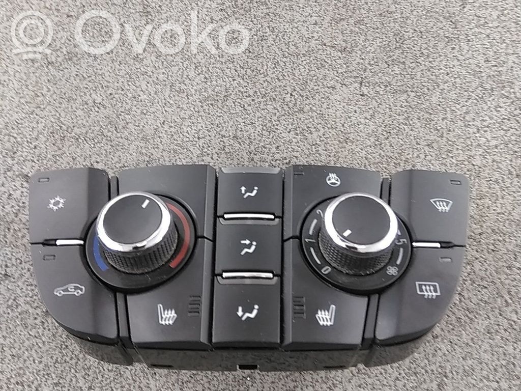 Opel Meriva B Climate control unit 