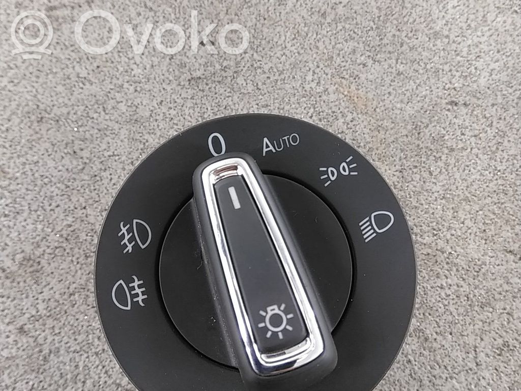 Seat Leon (5F) Light switch 