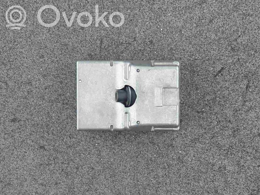 Windshield/windscreen camera   39019605,39019605,39059573