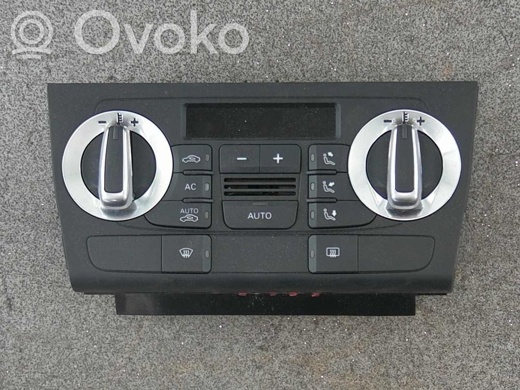Audi A3 S3 8P Panel klimatyzacji 