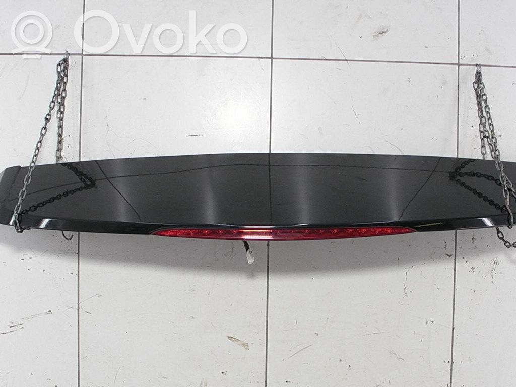 Hyundai i30 Becquet de coffre 