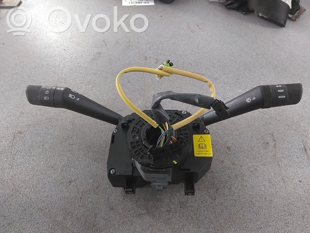 Fiat Grande Punto Interruptor/palanca de limpiador de luz de giro 