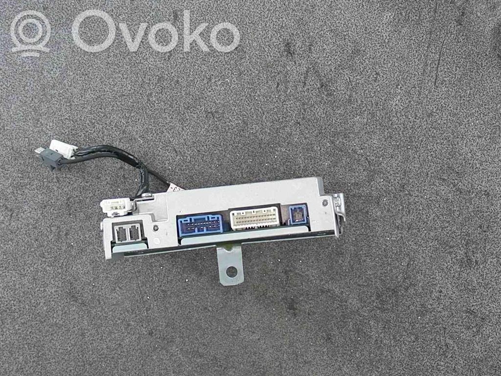 Mazda 3 III Sound amplifier 