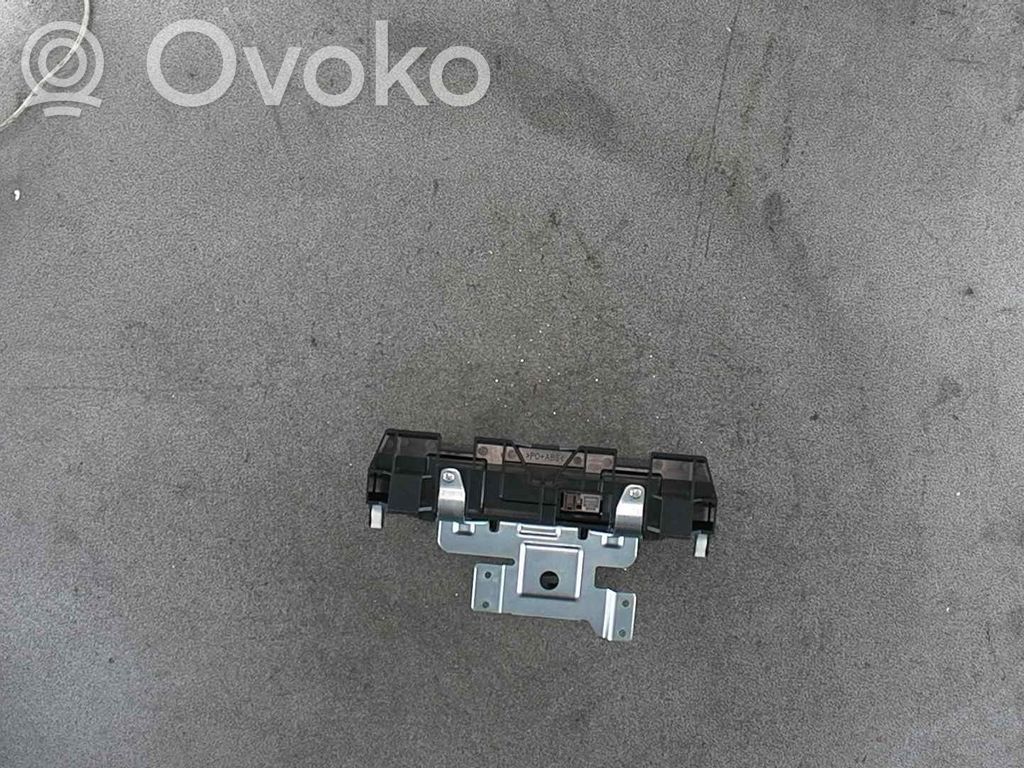 Mazda 6 GPS navigation control unit/module 