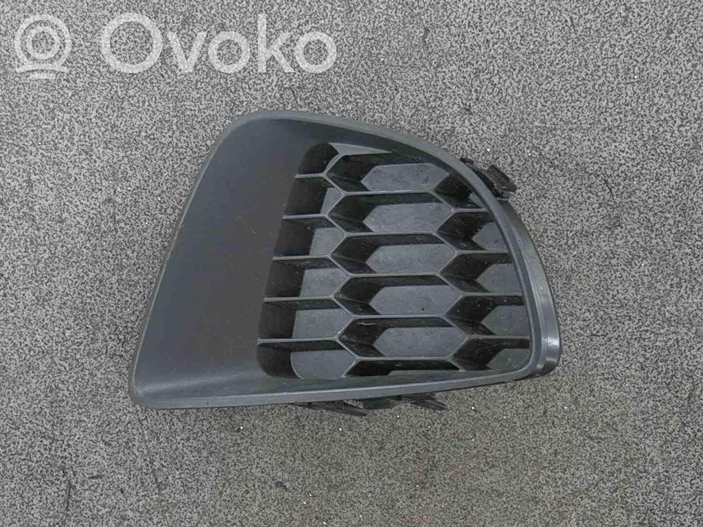 Mazda 2 Front bumper upper radiator grill 