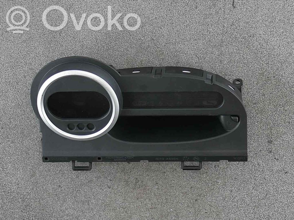 Renault Twingo II Nopeusmittari (mittaristo) 