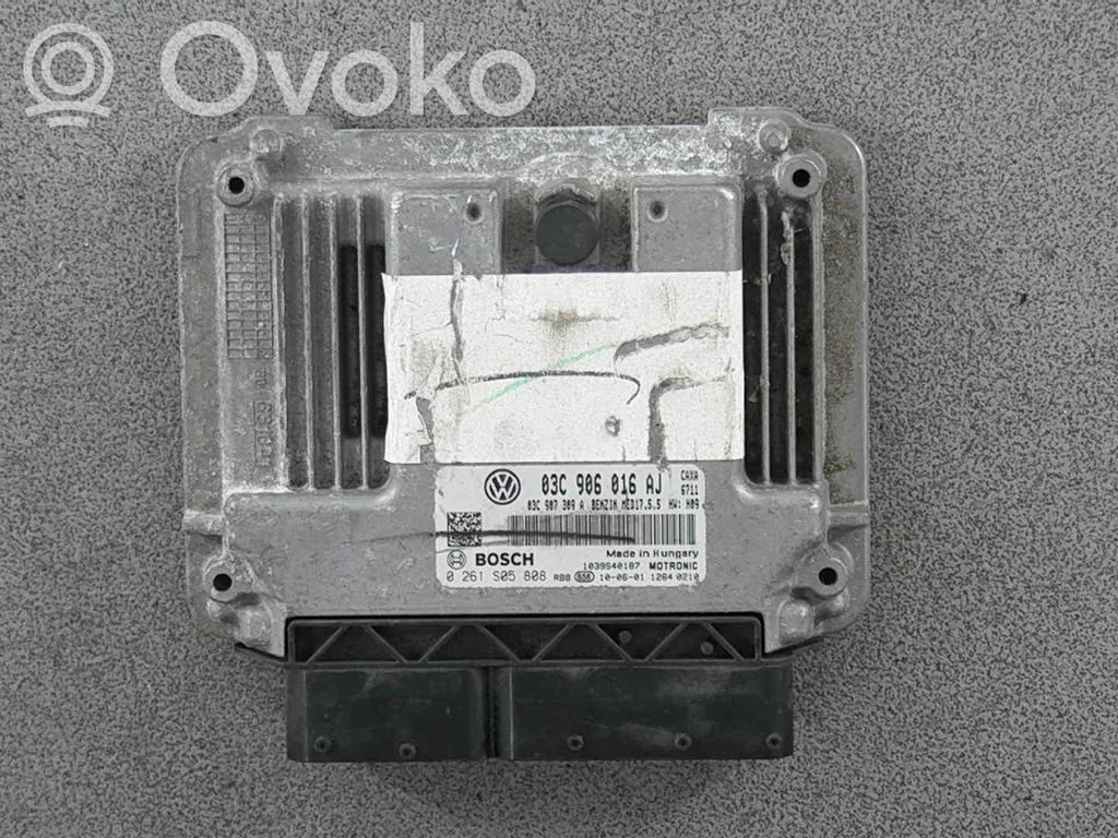 Volkswagen Golf VI Engine control unit/module 