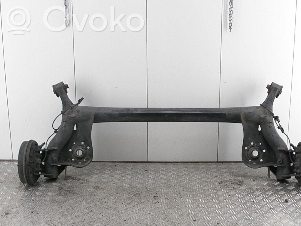 Toyota Aygo AB40 Eje trasero 