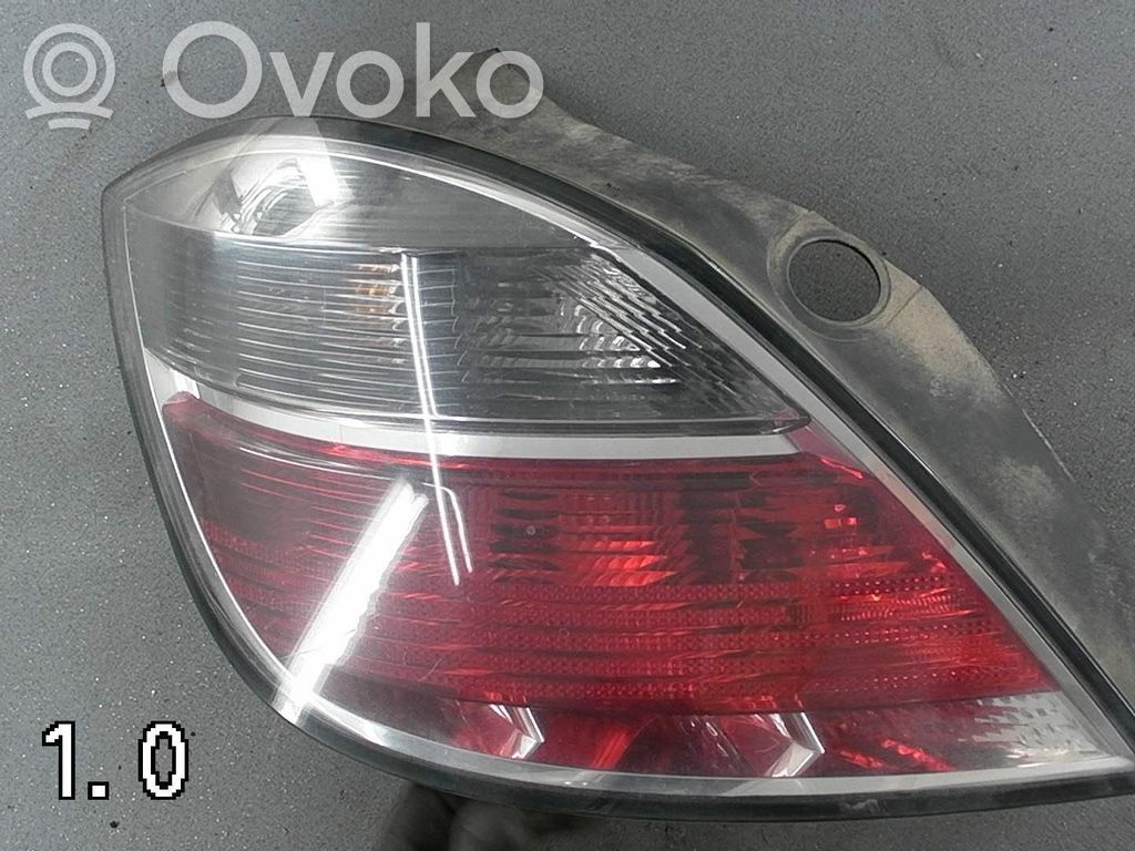 Opel Astra H Rear tail light bulb 