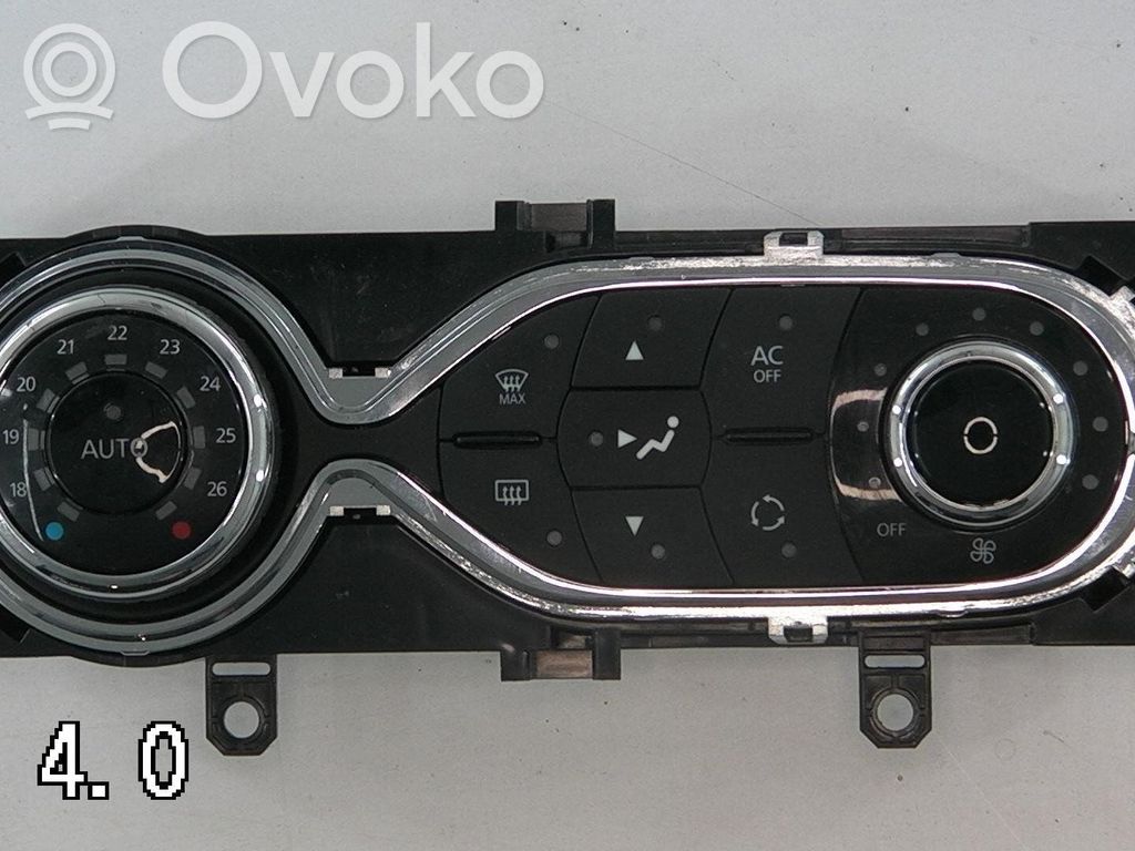 Renault Clio IV Climate control unit 