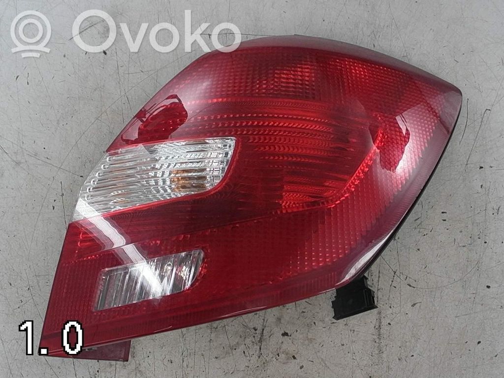 Skoda Fabia Mk2 (5J) Takavalon polttimo 