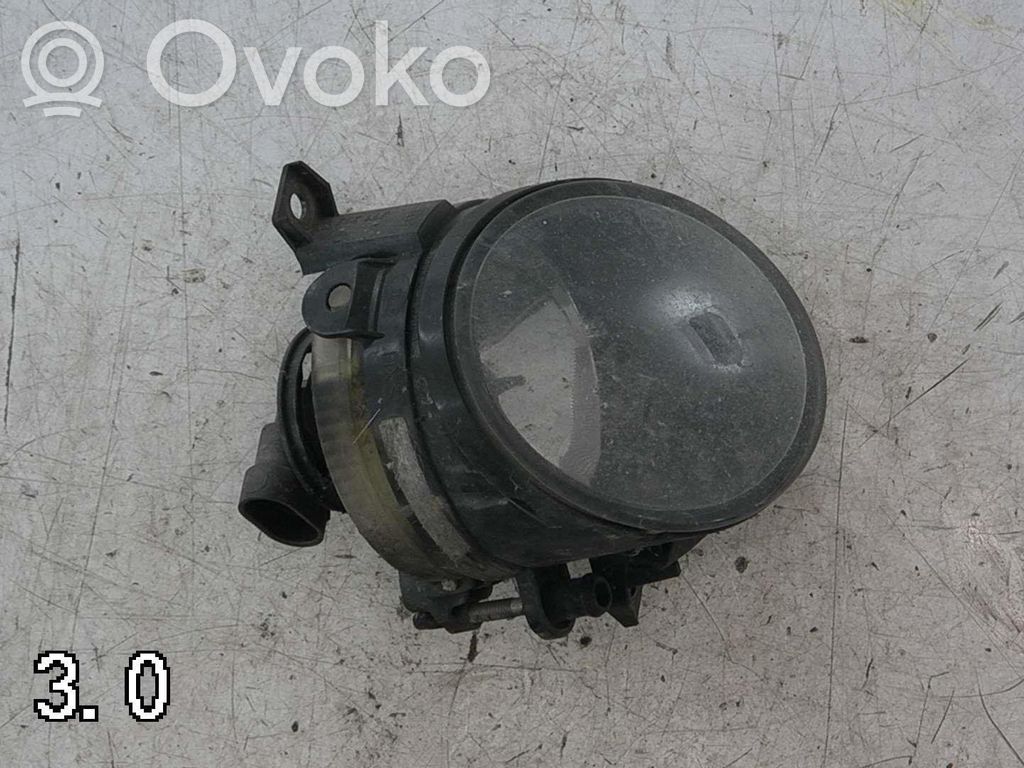 Volkswagen Jetta V Etusumuvalo 
