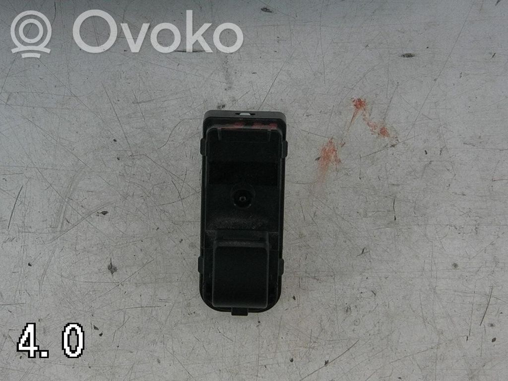Mazda 3 III Electric window control switch 