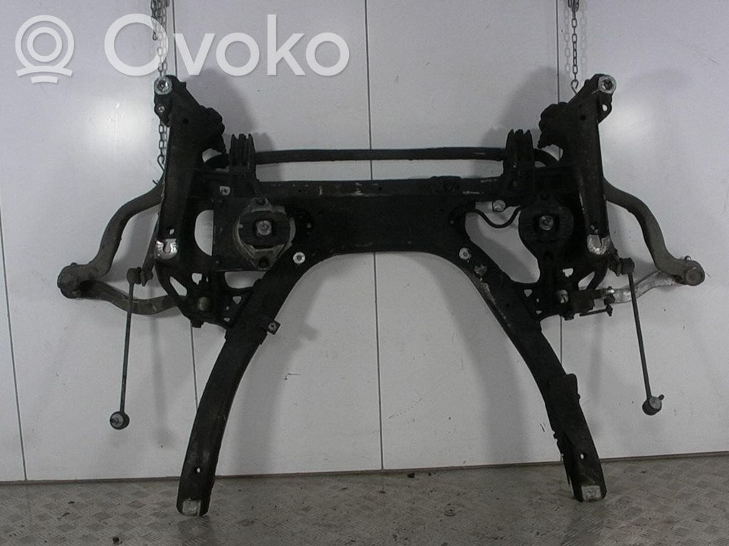 BMW 5 E60 E61 Priekinis traversas 